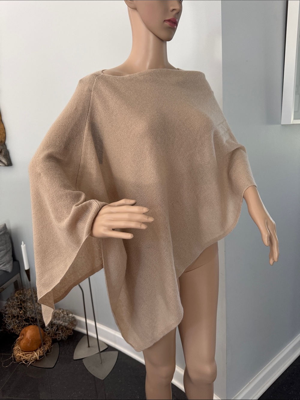 NWT Saks Fifth Avenue Beige Cashmere Poncho